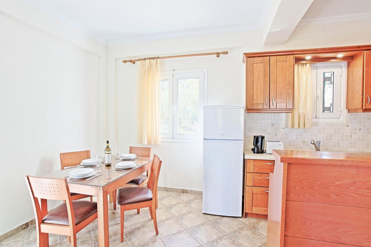 דירות קלאמי Katerina House מראה חיצוני תמונה